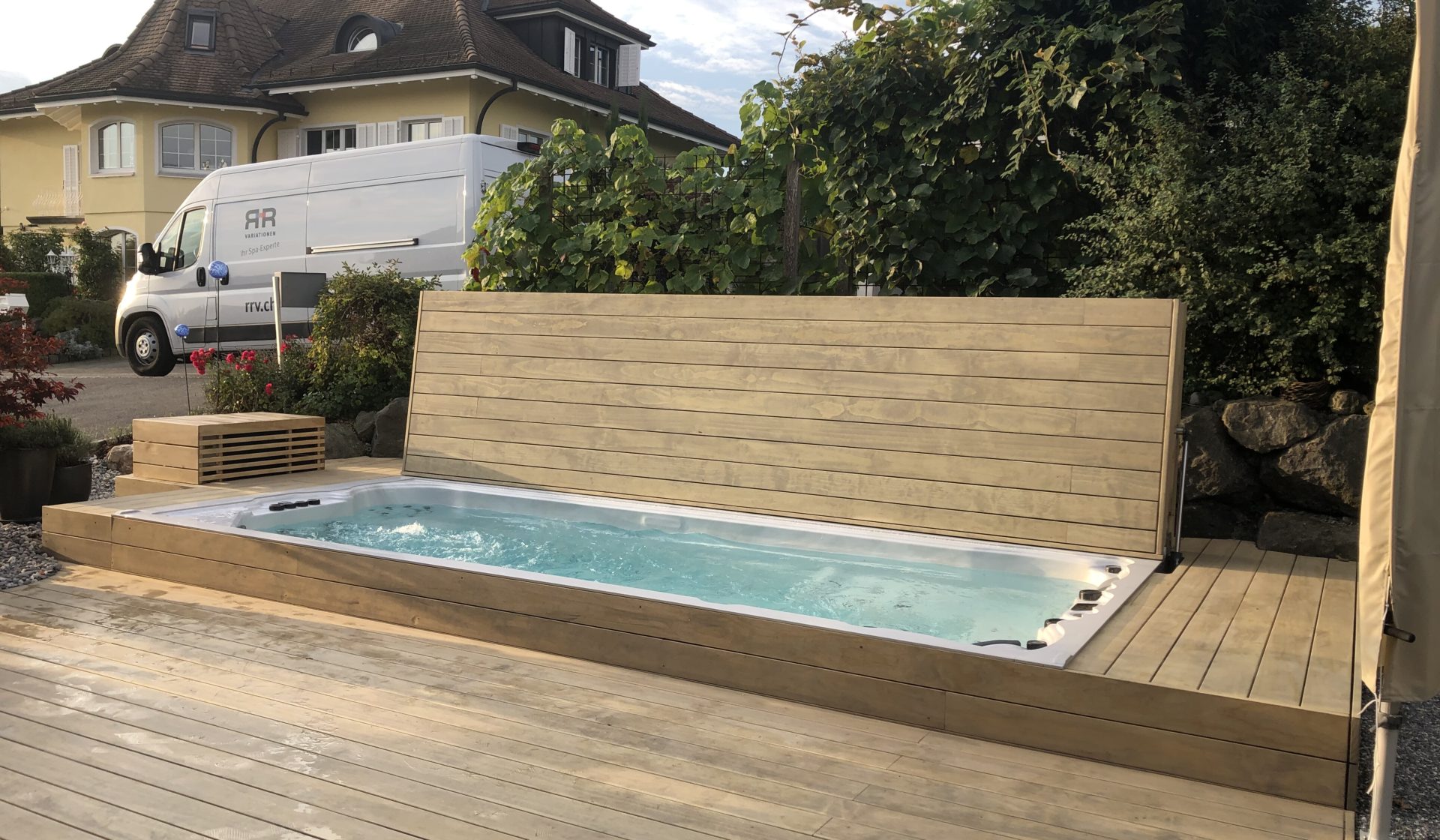 Abdeckungen - RR Variationen GmbH